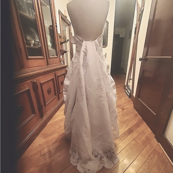 New with tags, Wedding Gown David’s Bridal, bustle was added. - Picture 3 of 9